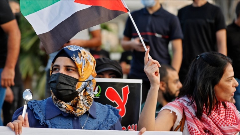 Prisioneiros palestinos protestam contra 'punição coletiva' israelense